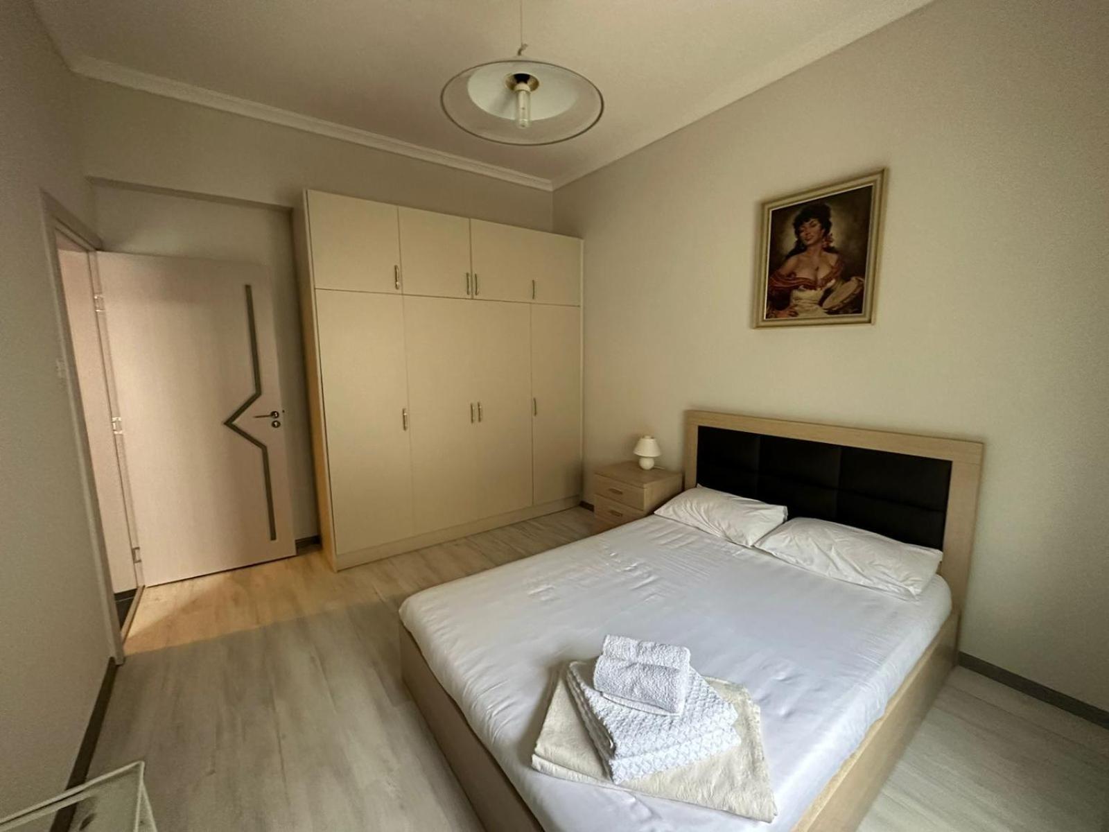 Apartment Deluxe *